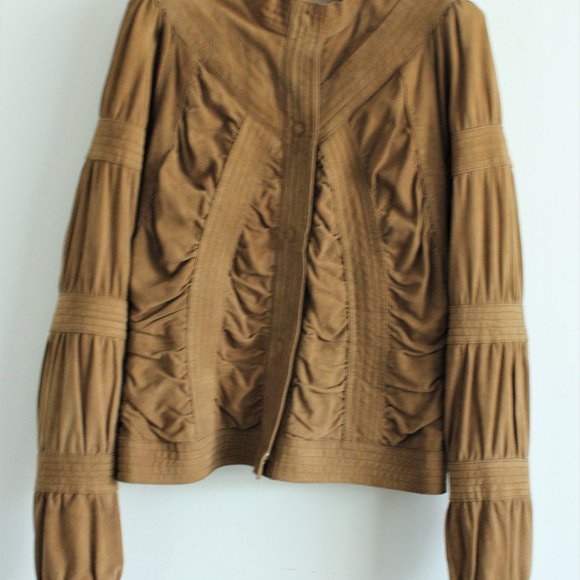 Woman's Suede Button-up Jacket w/ Mameluke Sleeve - Picture 3 of 5